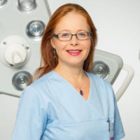 Dr Pille Ambur